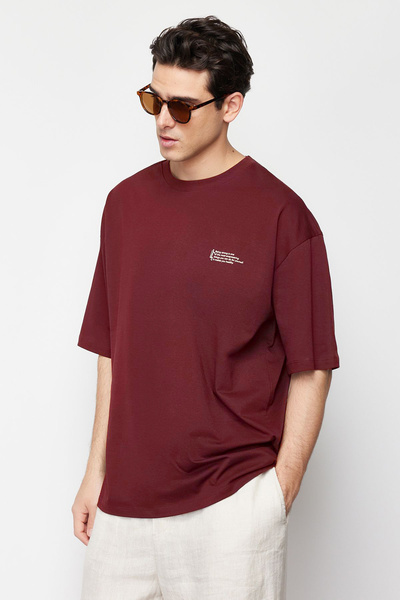 Trendyol Collection Claret Red Oversize 100% Metal Crew Neck Minimal Text Tok T-shirt