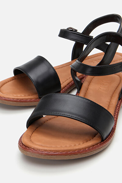 Yaya by Hotiç Black Yaya Women's Sandals