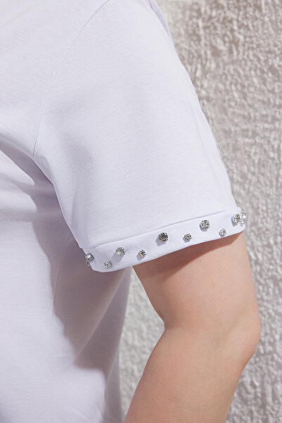 Trendyol Curve White Stone Accessory Detailed Regular Fit Knitted T-Shirt