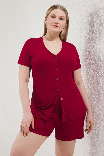 Trendyol Curve Piros V-nyakú gombos kötött pizsama szett TBBSS25AI00108