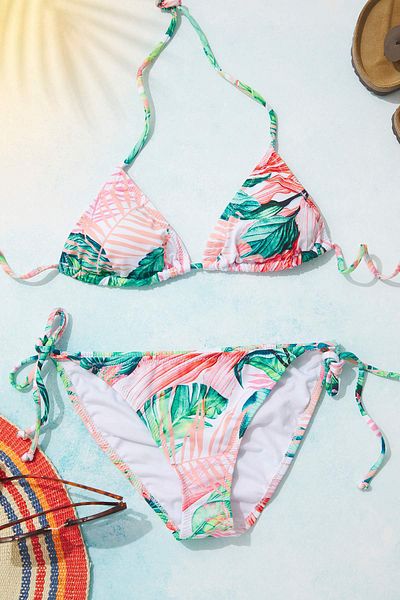 Trendyol Collection Регулярний комплект бікіні Ucgen з тропічним візерунком TBESS25BT00148