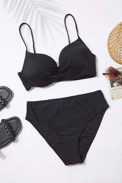Trendyol Collection Schwarzes Push-Up-Bikinioberteil mit gerafftem Balconette-Ausschnitt - TBESS24BU00148