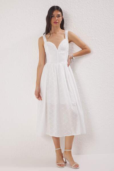 Trendyol Collection White Plain Midi Brode Woven Dress Twoss25El00852
