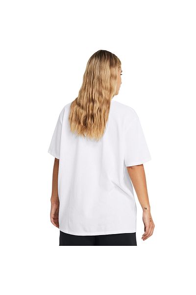Under Armour Γυναικείο μπλουζάκι με στρογγυλή λαιμόκοψη με βαρύ κεντημένο μπάλωμα Boyf