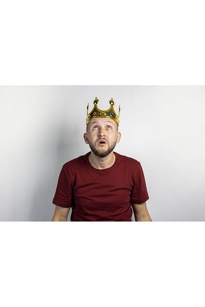 Skygo Plastic King Crown Gold Color Adult Size 55 cm