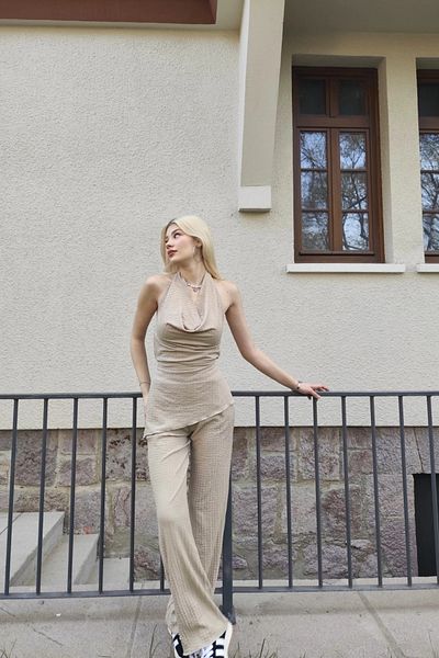 MOZENA Double Suit with Detached Collar and Tie Detail
