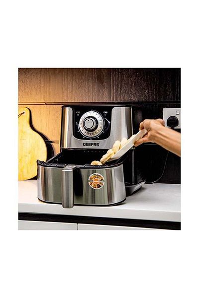 Geepas Air Fryer 5.5 L 1700.0 W GAF37519 Silver/Black