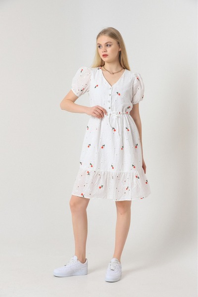 TOPSHOW Rochie albă cu flori portocalii festonate