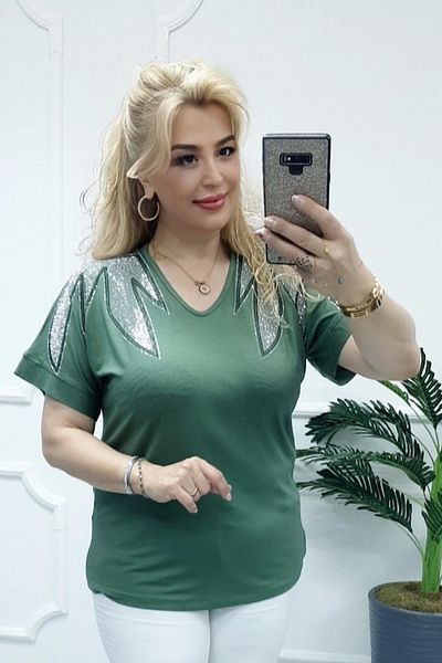 Bİ.GİYSEN Women's Green Large Size V-Neck Shoulders Leaf Crystal Stone Embroidered Lycra Short Sleeve Buluz