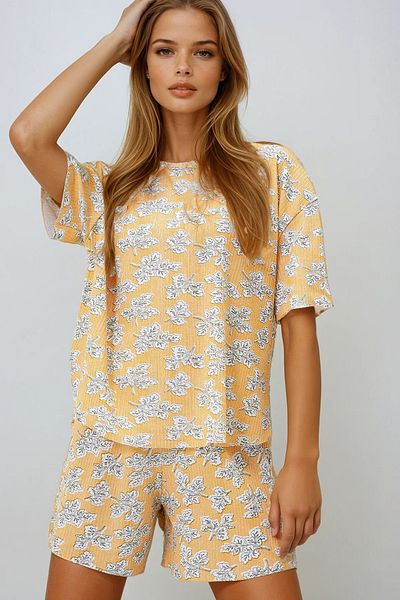 VAGGON Women's Leaf Patterned Mustard V-Neck Cotton Micro Patterned T-Shirt and Shorts Pajama Set Pjmx13894