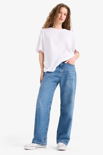 DeFacto Oversize szeroki wzór okrągły dekolt podstawowy prosty krótki rękaw biały T-shirt F3454axns
