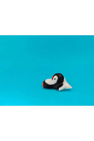 Minikbahcem Cute Penguin Figure – 3D Toy with Movable Joints