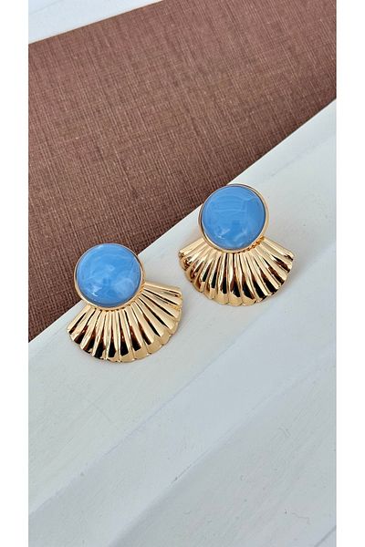 Vi store Baby Blue Mussel Earrings