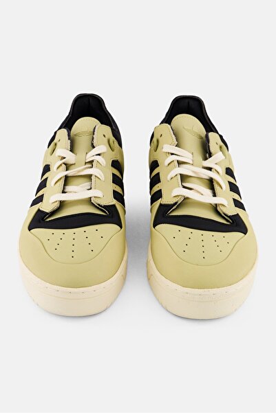 adidas Men Rivalry 86 Low Lace Up Outdoor Shoes, Gold