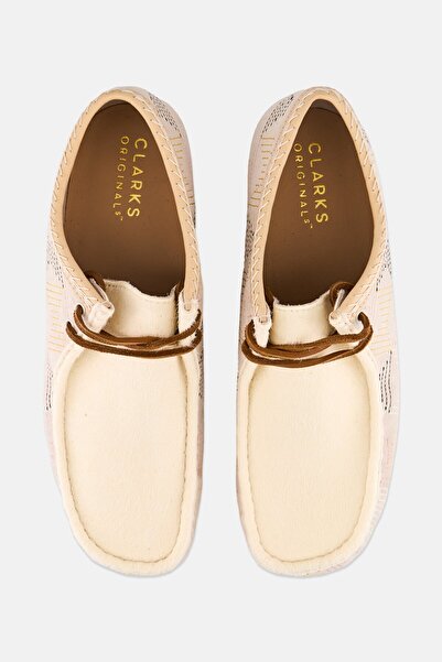 CLARKS Men Wallabee Standard Fit Lace Up Casual Shoes, Off White