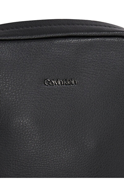 Calvin Klein Calvin Klein Siyah Erkek Postacı Çantası MODERN BUSINESS REPORTER