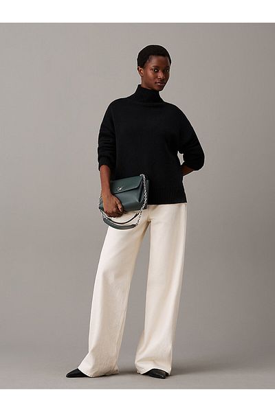 Calvin Klein Re-lock conv shoulder bag_pbl