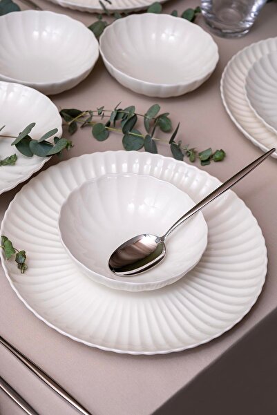 Kütahya Porselen Bone Luz Form 18 Parça 6 Kişilik Yemek Takımı