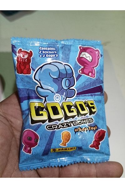 Panini سلسلة Crayz Bones Gogos الزرقاء