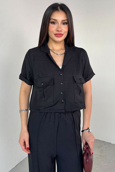 Cappmoda TKM-03687 طقم قميص قصير أسود بجيبين وأزرار مع بنطال خصر مطاطي