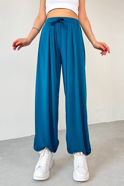 Cappmoda PNT-07413 Pantaloni largi din țesătură modal albastră cu detaliu la picioare