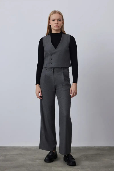 Gusto Vestă scurtă cu dungi gri