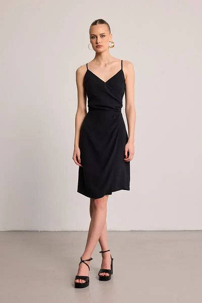 Gusto Wrap Cut Mini Modal Φόρεμα - Μαύρο