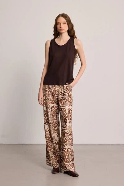 Gusto Round Neck Linen Undershirt - Brown