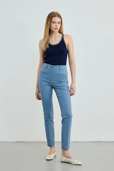 Gusto Pantaloni negri cu albastru