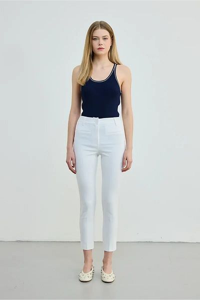 Gusto Pantaloni albi magici