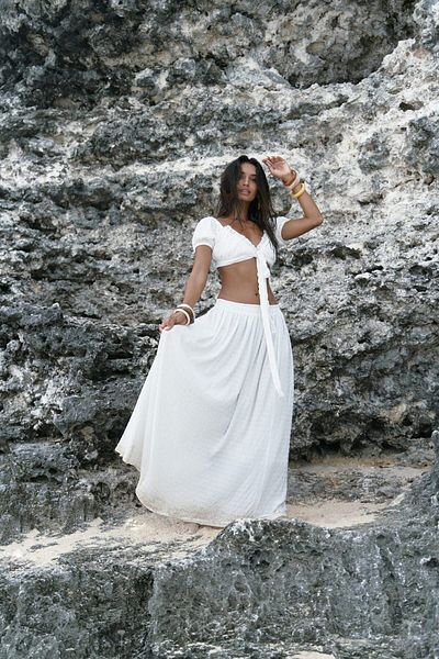 MAİ COLLECTİON Indria White Crop Skirt Set