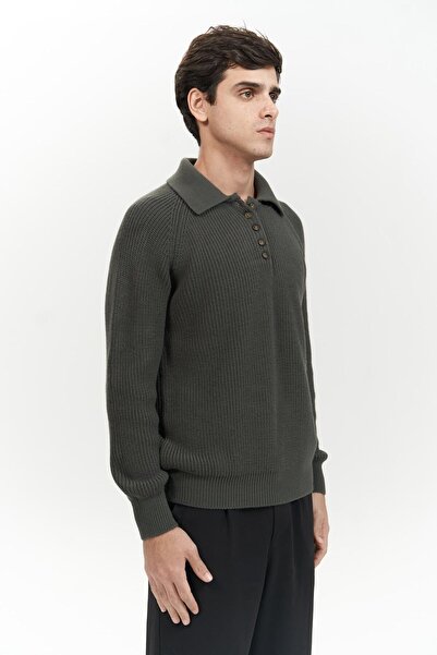 MAI STUDIOS CO. Vander Button Detail Anthracite Men's Knitwear Sweater