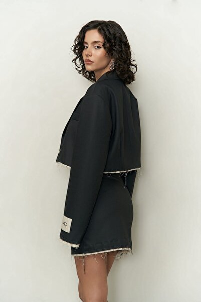 MAI STUDIOS CO. Connel sötét antracit kabát-szoknya szett