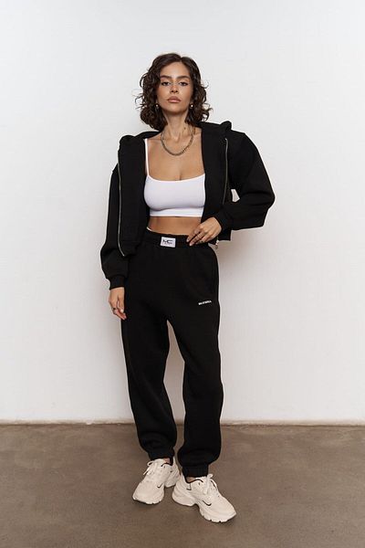 MAİ COLLECTİON Studios Crop Schwarzer Trainingsanzug