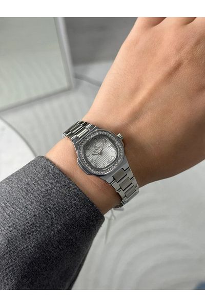 Homies Guaranteed Premium Women's Wrist Watch Silver (White Dial) Rshms-185