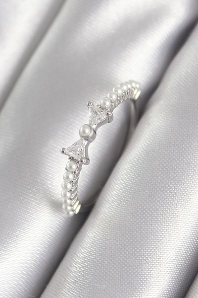 Skygo Brass Silver Color Zircon Stone Ribbon Model Pearl Detail Women's Ring - TJ-BYK3060