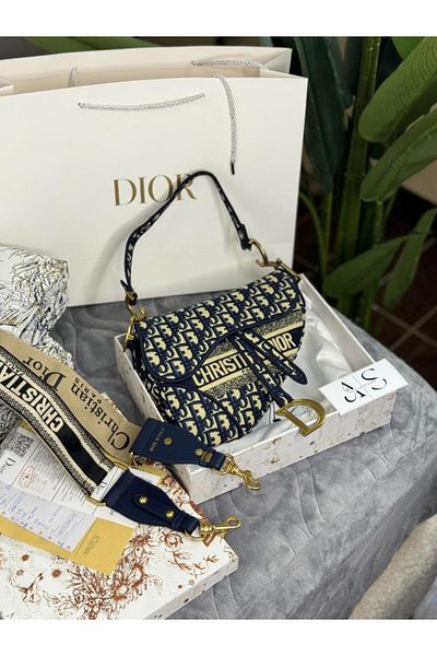 Durella Modern luxury Dor bag with accessories
