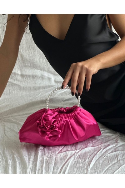 posst bag Βραδινό φόρεμα με ροζ πέρλες και σατέν τσάντα χειρός
