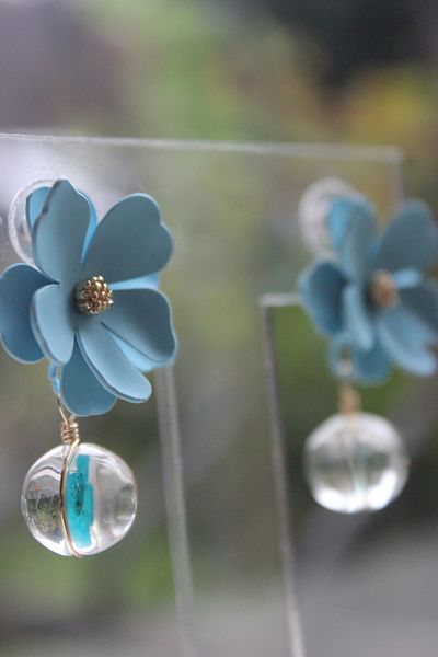 nevamor Light Blue Flower Round Epoxy Detailed Flower Earrings