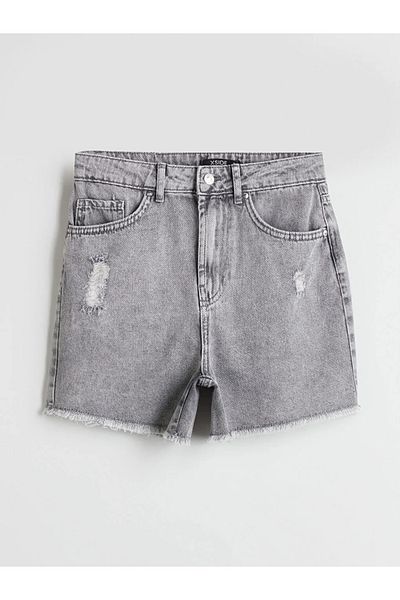 LC Waikiki Xside Gray Skinny Fit Women's Jean Shorts with Ripped Detail