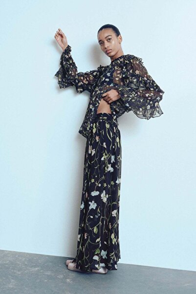 H&M Chiffon maxi skirt