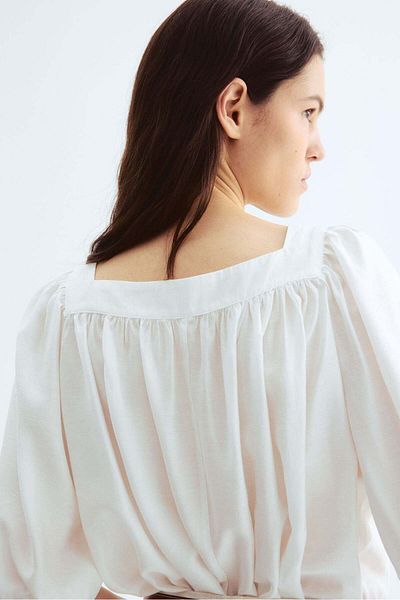 H&M Balloon-sleeved blouse
