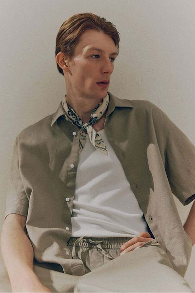 H&M Loose Fit Short-sleeved linen-blend shirt
