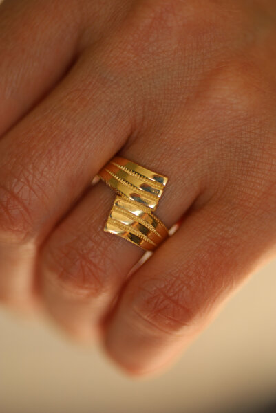 Yenigün Kuyumculuk 14 Ayar Altın Trabzon Desenli Yüzük