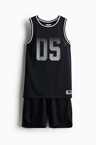 H&M 2-piece basketball set