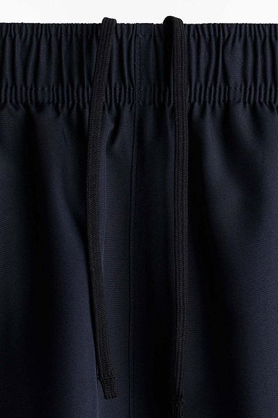 H&M Double-layered sports shorts in DryMove™