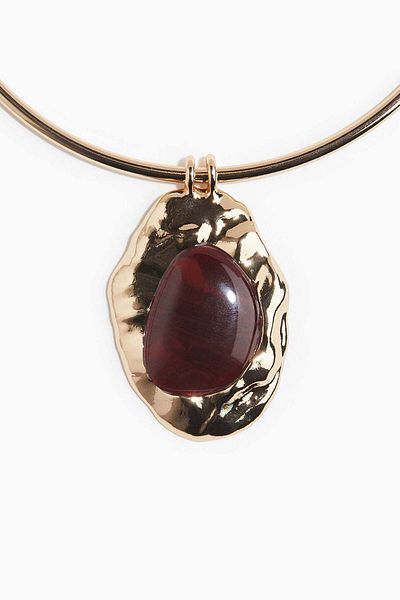H&M Rigid pendant necklace