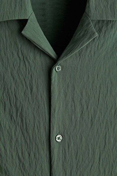 H&M Loose Fit Crinkled resort shirt