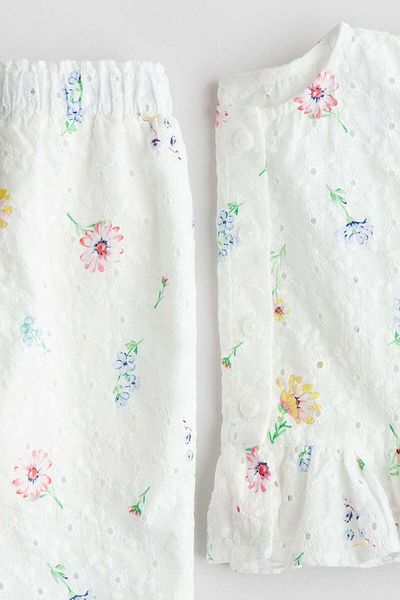H&M 2-piece broderie anglaise set