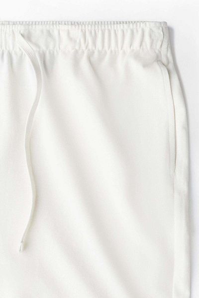 H&M Relaxed Fit Knee-length piqué shorts